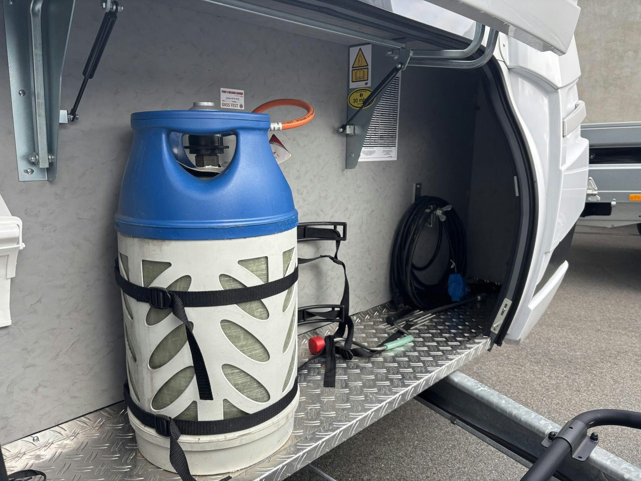 Vue extérieure de la Dethleffs Camper 530 FSK 2022