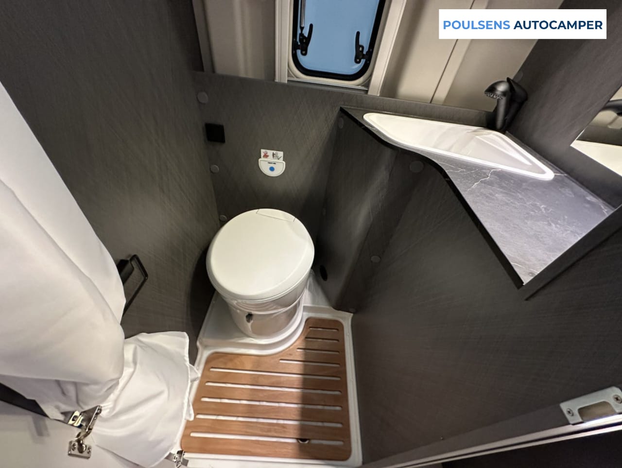 Salle de bain compacte du Etrusco CV 640 SB 2026