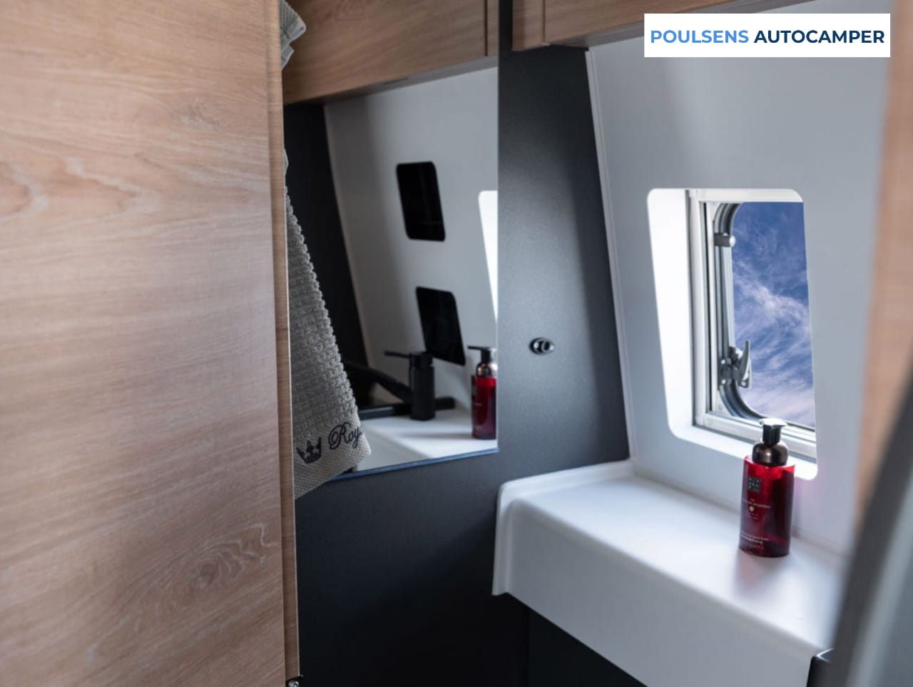 Vue intérieure du camping-car urbain Knaus BOXLIFE PRO 600 STREET 2025 
