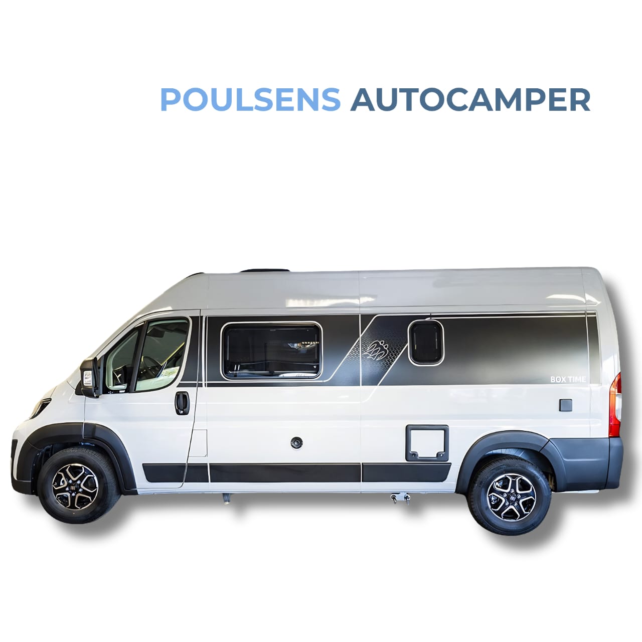 Vue extérieure de côté  du camping-car urbain Knaus BOXTIME 600 MQ 2026 avec design moderne et jantes alliage