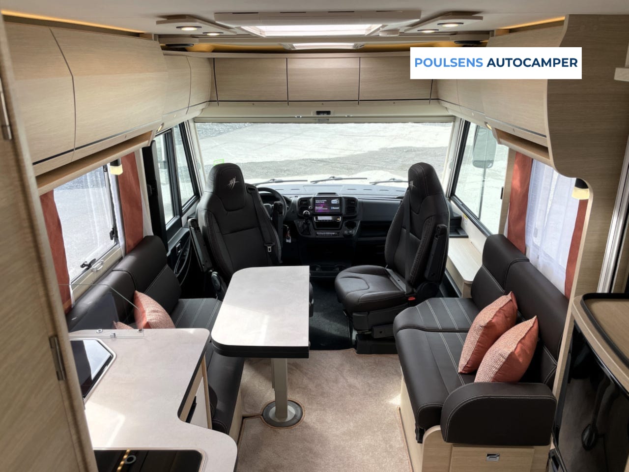 Salon intérieur du Rapido 866F