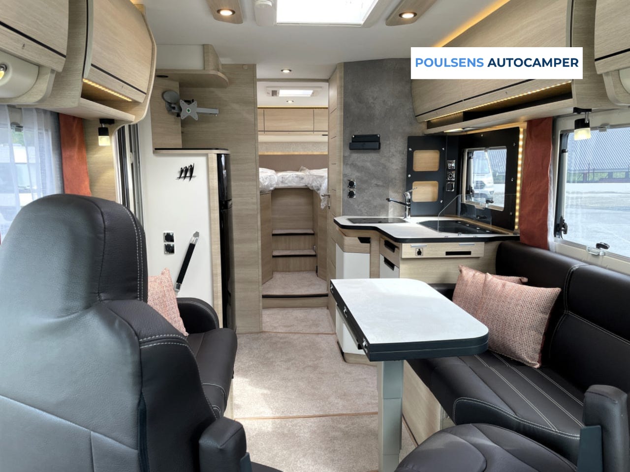 Salon intérieur du Rapido 866F
