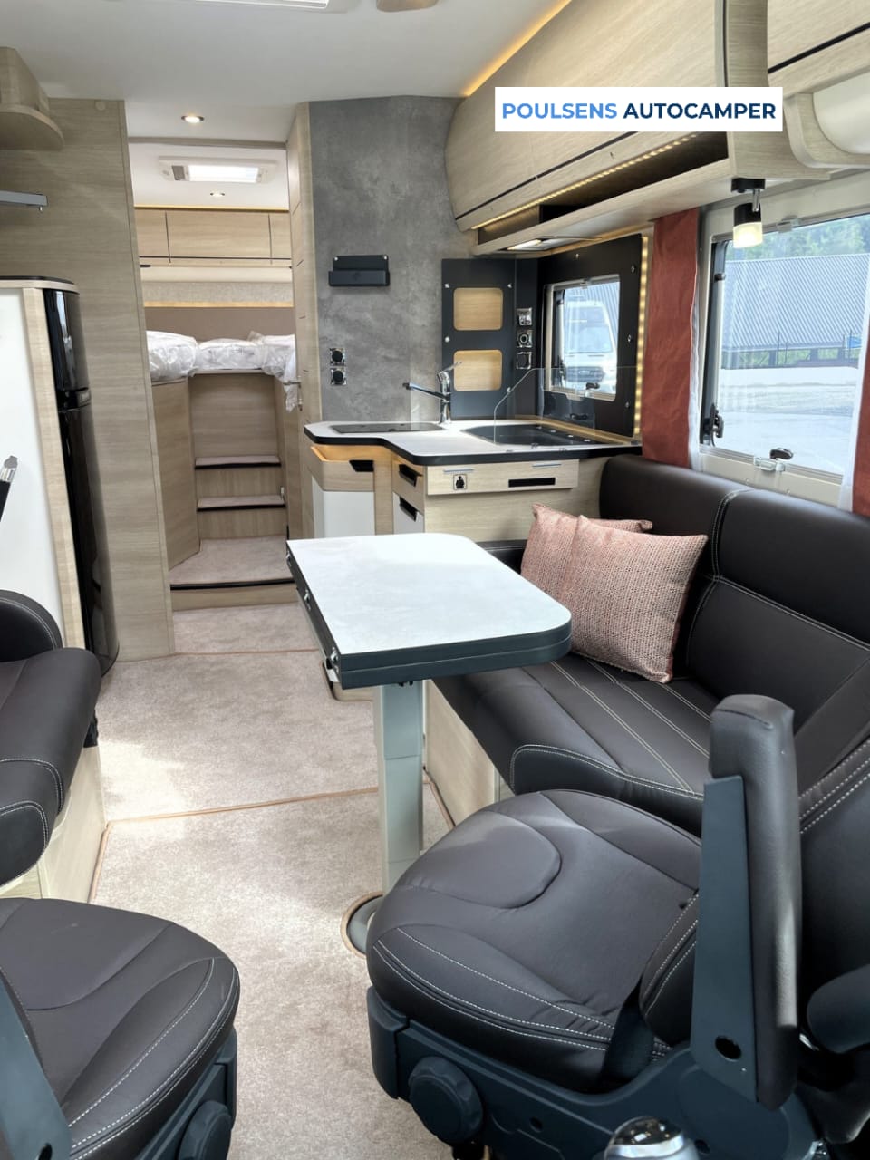 Salon intérieur du Rapido 866F